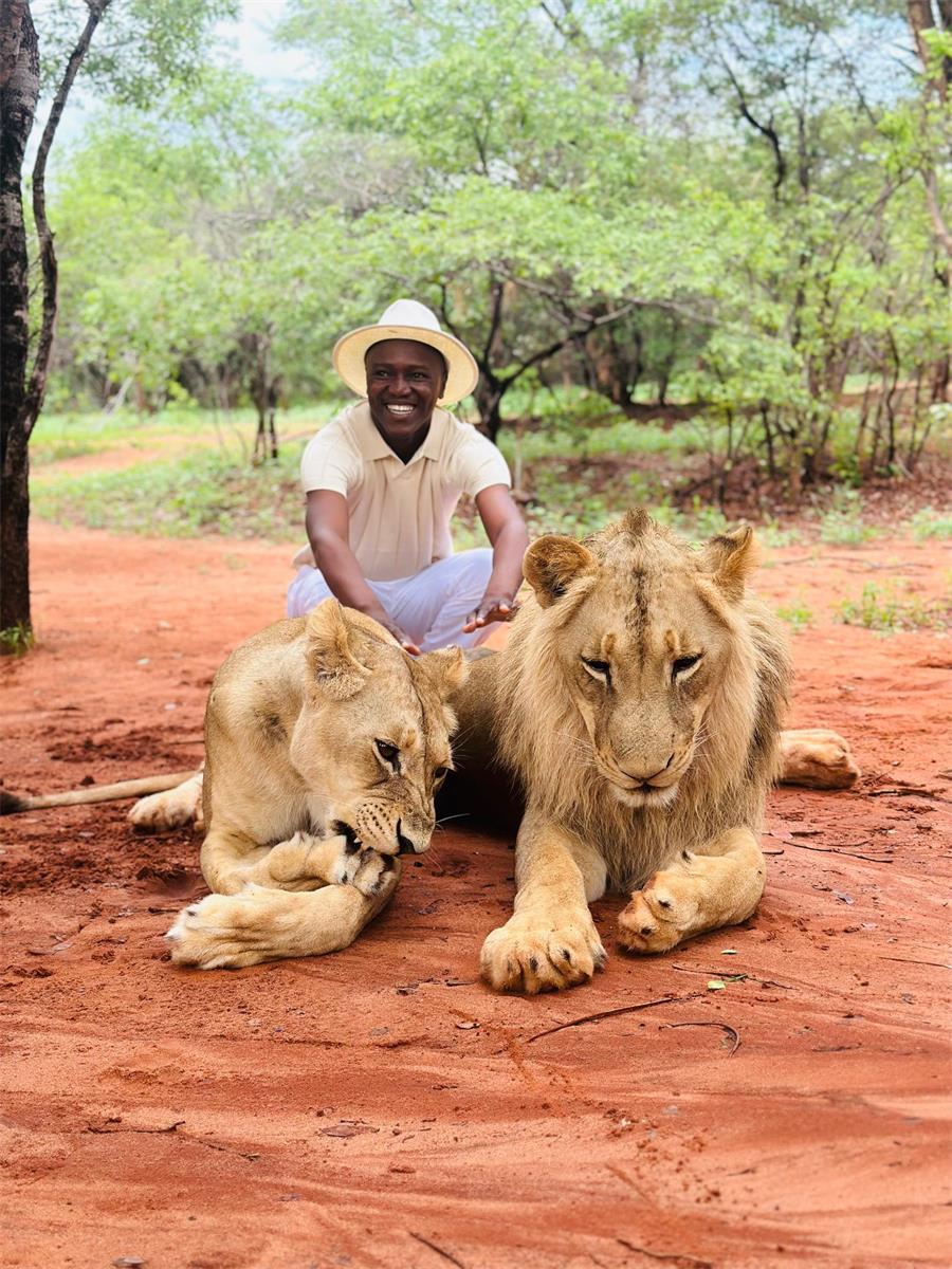 Mukatshung Herve during a Zambia tour